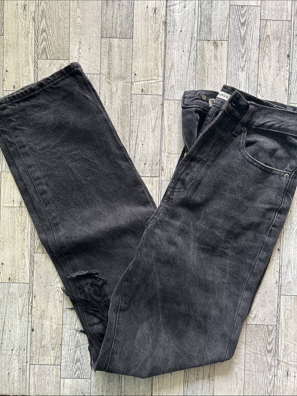 Pacsun Dad Jean distressed knee 24